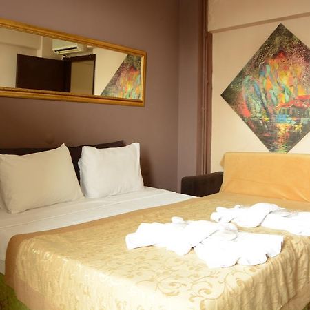 Esra Sultan Petrol Hotel Стамбул Екстер'єр фото