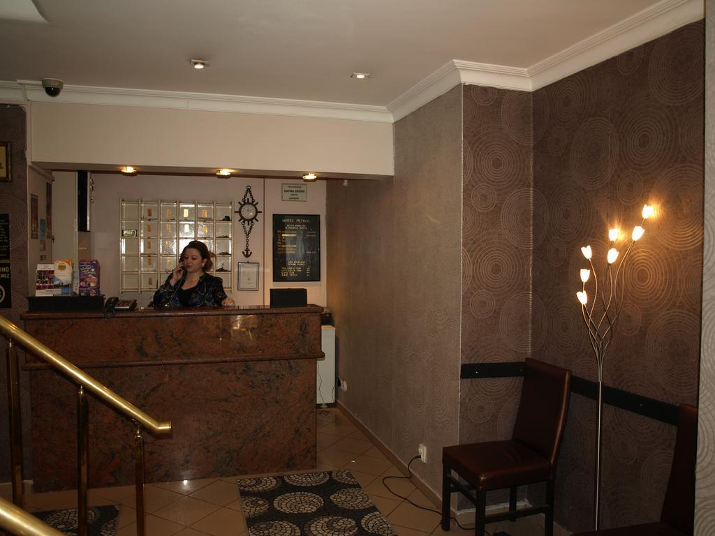 Esra Sultan Petrol Hotel Стамбул Екстер'єр фото