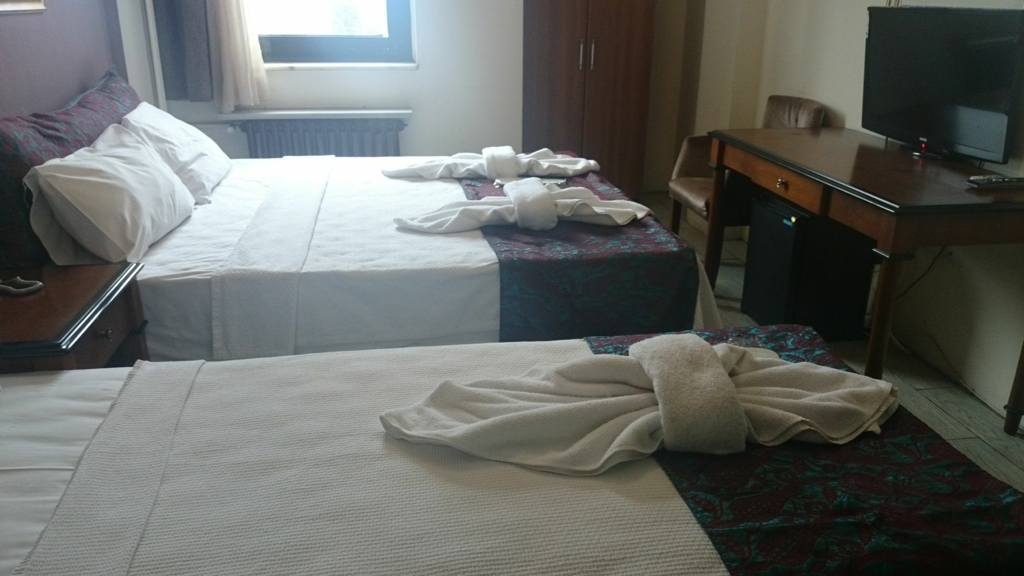 Esra Sultan Petrol Hotel Стамбул Екстер'єр фото