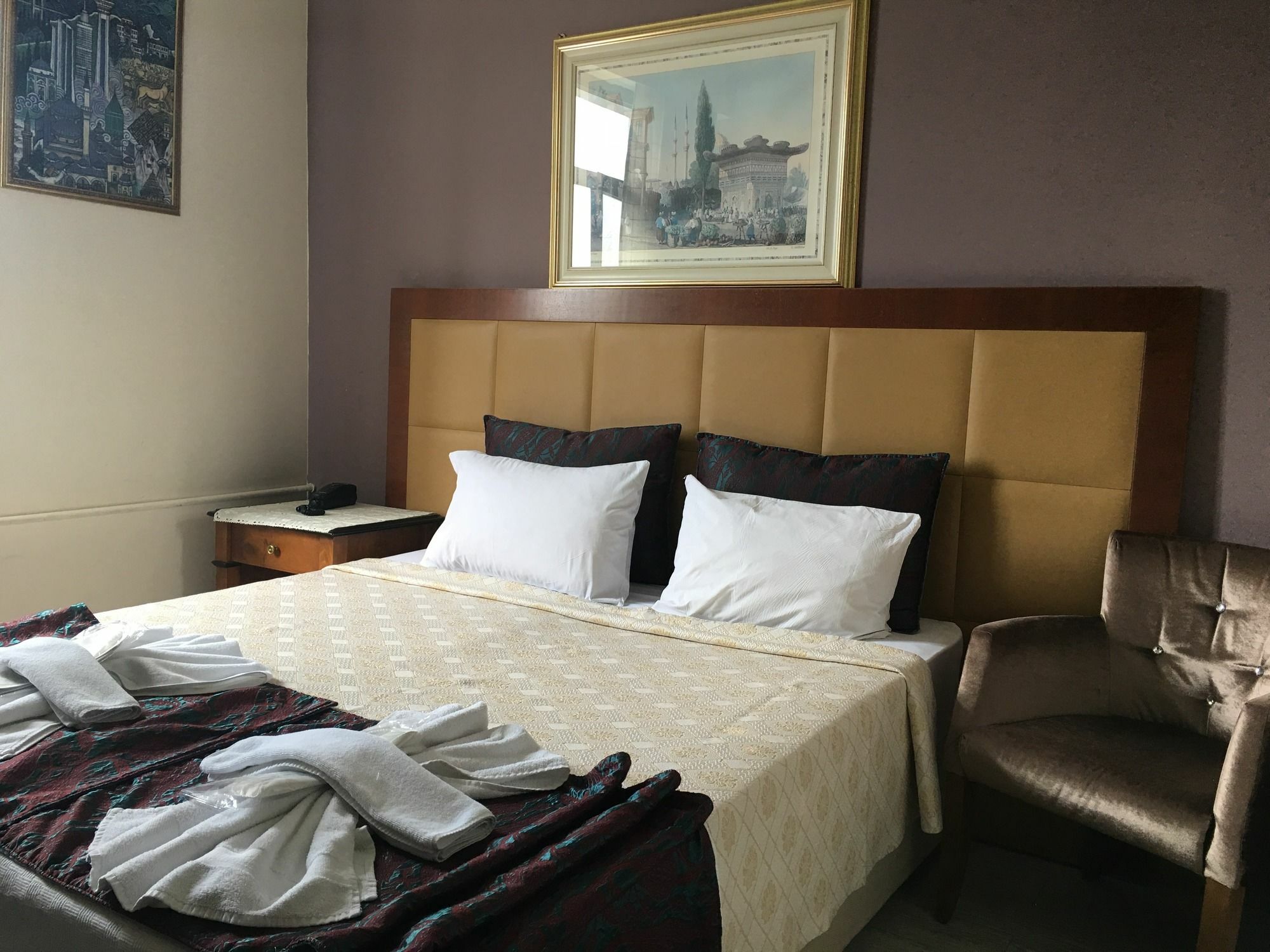 Esra Sultan Petrol Hotel Стамбул Екстер'єр фото